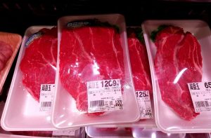 ローストビーフ用のお肉も安い